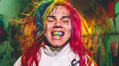 Похороните меня в России»: кто такой рэпер Tekashi 6ix9ine и почему он  называет Москву вторым домом