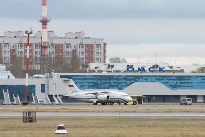 В Омском аэропорту озаботились новогодним настроением омичей #Новости  #Общество #Омск