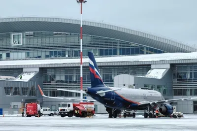 По техническим причинам вылетевший из Самары самолет вернулся в аэропорт |  Происшествия | Аргументы и Факты