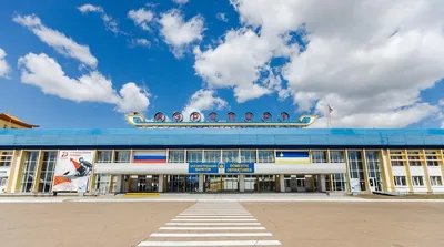 Аэропорт Улан-Удэ окружают самоволками