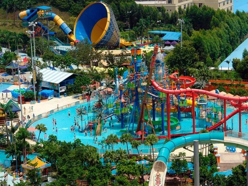 Самые высокие аквапарки. Chimelong Water Park аквапарк. Парк развлечений Chimelong Paradise. Water Park Гуанчжоу. Чимелонг Гуанчжоу.