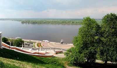 Александровский сад в Нижнем Новгороде к середине мая благоустроили  наполовину – Нижний сейчас