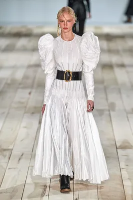 Нежные и стильные Alexander McQueen платья