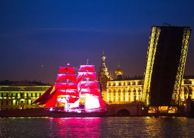 Водная прогулка ⛵ «Алые паруса с борта теплохода»: 🗓 расписание, ₽ цены,  купить 🎟 билеты онлайн