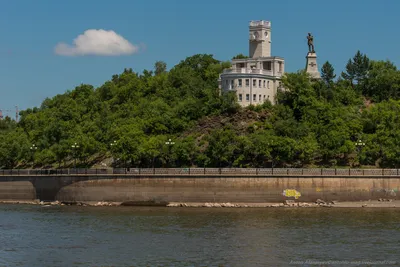 Прогулка по Амур реке вдоль Хабаровска