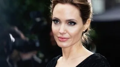 Angelina Jolie's bare face is a testament to her natural beauty