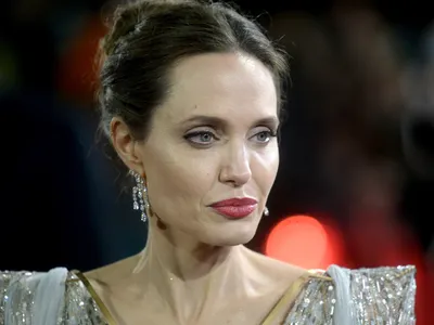 Angelina Jolie's bare-faced photos show her true beauty