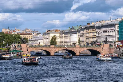 File:Anichkov Bridge SPB.jpg - Wikipedia