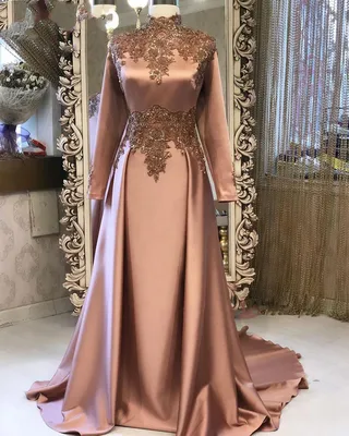 Искусно сшитые арабские вечерние платья на фото