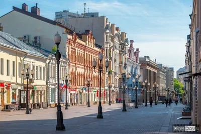 Old Arbat in Moscow - YouTube