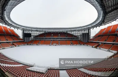 В Екатеринбурге загорелась строящаяся ледовая арена - РИА Новости Спорт,  17.08.2023