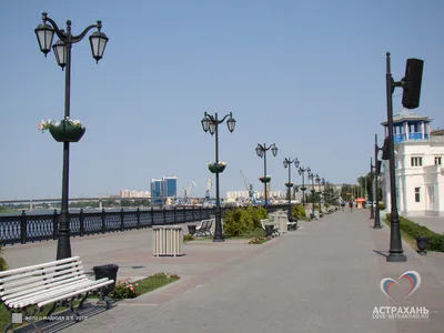 Петровская набережная в Астрахани - как добраться, что посмотреть - Ветер  путешествий