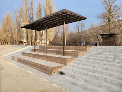 Ледовый дворец дополнил пейзаж Петровской набережной (видео)