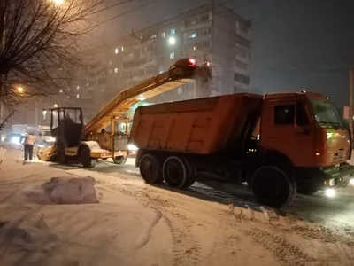 Две сцены и балкон для вещей: актёры ЦСД-Омск продолжают обустраивать  помещение бывшей «Атлантиды» [ФОТО] | 12 канал