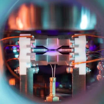 Physicists X-Ray Single Atom for First Time | Sci.News