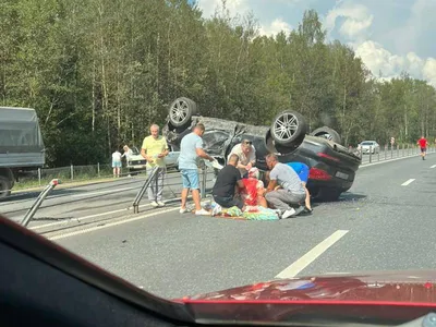 Под Смоленском водитель люксового кроссовера пострадал в жутком ДТП -  Происшествия | Информагентство \"О чем говорит Смоленск\" 18.08.2023