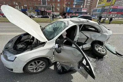 Два человека разбились насмерть в ДТП у Тоазовского кладбища в Тольятти -  KP.RU