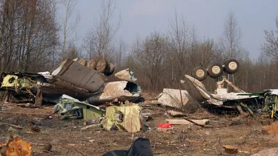 В Польше в могиле жертвы крушения Ту-154 нашли останки семи человек