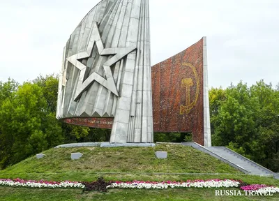 Монумент боевой и трудовой славы автозаводцев в городе \"Нижний Новгород\"