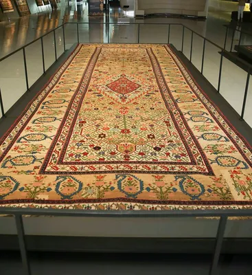 Пиксельные или «стекающие» ковры: невероятные работы азербайджанского  художника — Anons.uz