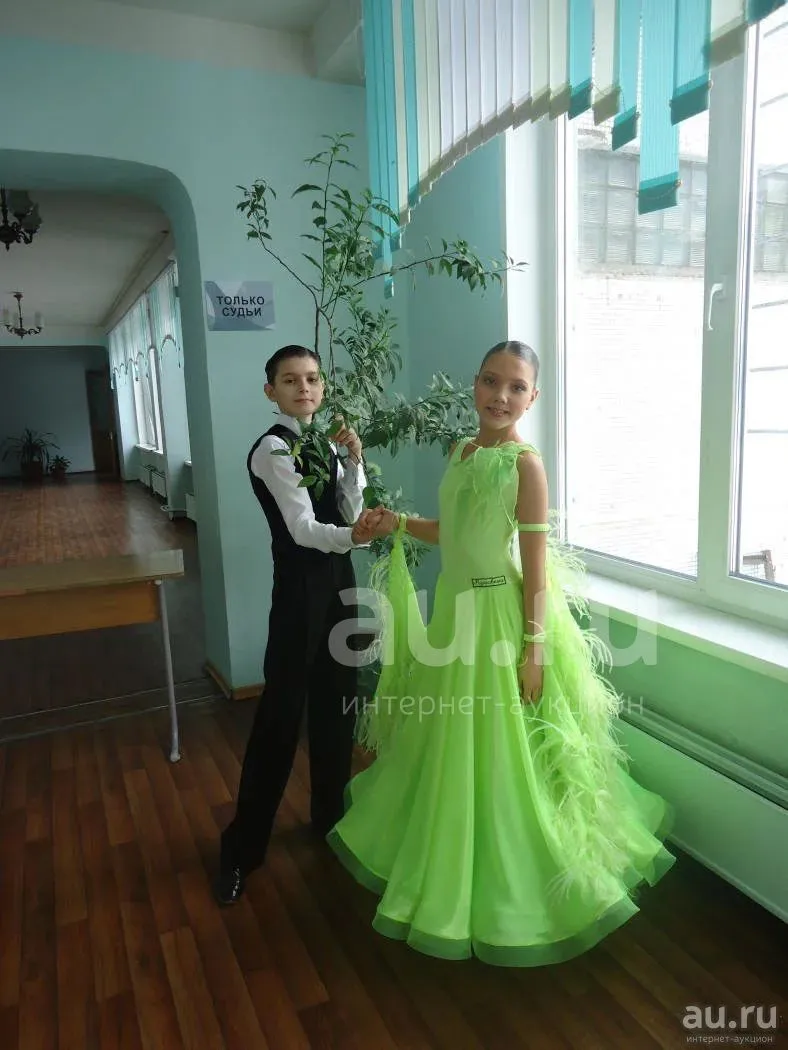 Фото Бальные платья стандарт с разными длинами юбок Фото Бальные платья стандарт с разными длинами юбок