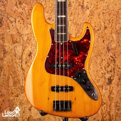 Купить черную бас-гитару Homage НЕВ700ВК Precision Bass недорого вы можете  в интернет-магазине Источник Звука. Доставка по России