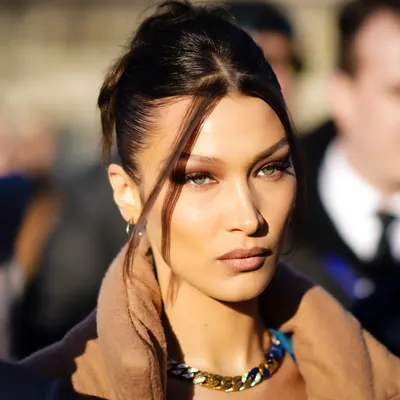 Bella Hadid Opened up About Her Ongoing Struggle With Mental Health in Her  Latest Interview