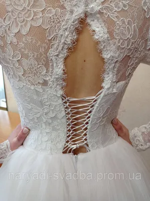 Белое свадебное платье с вышивкой на фото (JPG, PNG, WebP)