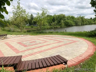 Новогодний сказ о Царе Берендее и Снегурочке (яркая встреча Нового Года в  славном Ярославле — гулянья в Берендеевом царстве Переславля Залесского —  теплый прием в «морозном» тереме Снегурочки в Костроме, с дегустацией