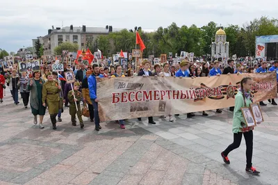 В 2022 году шествие «Бессмертного полка» пройдет в очном формате | Общество  | Аргументы и Факты