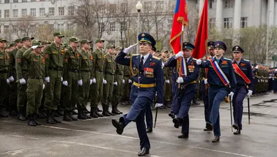 Бессмертный полк» в Тюмени вновь пройдет очно | 21.04.2022 | Тюмень -  БезФормата