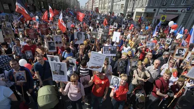 В акции \"Бессмертный полк\" приняли участие 12 миллионов человек :: Новости  :: ТВ Центр