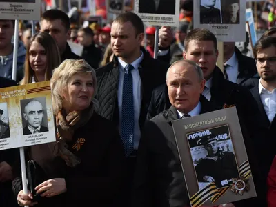 Песков: альтернативные форматы \"Бессмертного полка\" будут востребованы -  РИА Новости, 18.04.2023