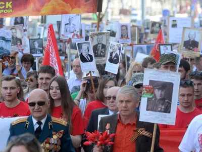 Штендер \"Бессмертный полк\" - изготовление транспоранта | АмегаПРИНТ