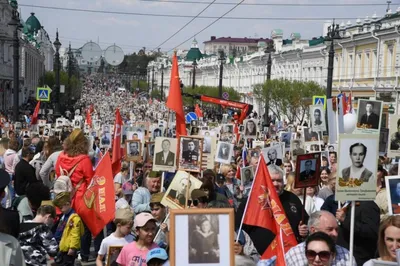 Тысячи калужан встали в \"Бессмертный полк\" - МК Калуга