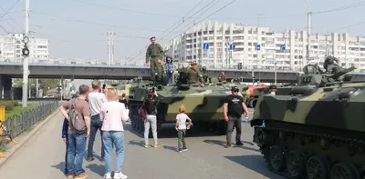 Бессмертный полк» в Омске объединил всех: и депутатов, и спортсменов |  Последние Новости Омска и Омской области | БК55