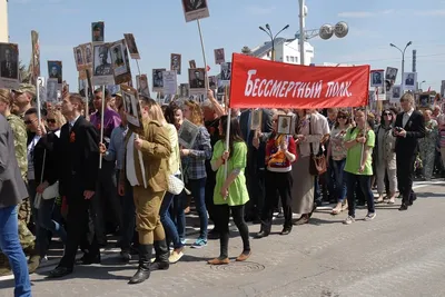 Власти Оренбурга хотят перенести Бессмертный полк с проспекта Победы. Что  происходит?