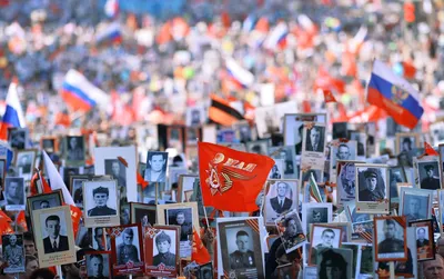 Томск отпраздновал День Победы митингом, парадом и шествием «Бессмертного  полка»
