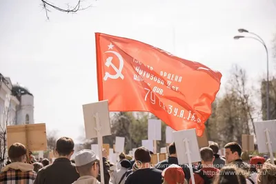 Бессмертный полк» в Ульяновске побил все рекорды по количеству участников:  фоторепортаж | Ульяновск.Экспресс | Дзен