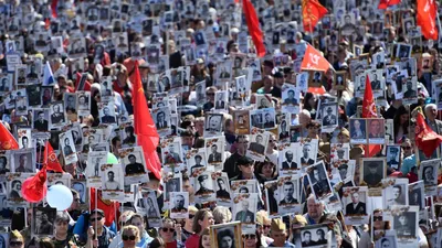 Бессмертный полк Волгоград фото фотографии