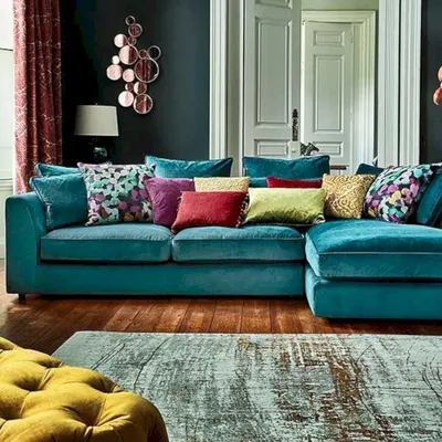 Бирюзовый диван в интерьере: 50 фото, идеи для гостиной, кухни, детской,  спальни