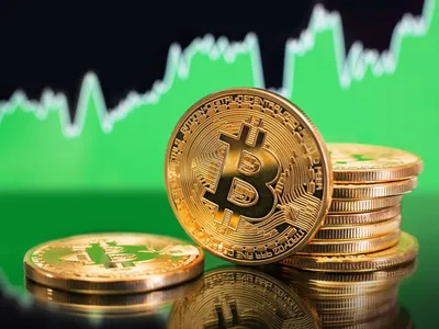 Bitcoin price hits highest level in 18 months as investors gear up for ETF  approval | CNN Business