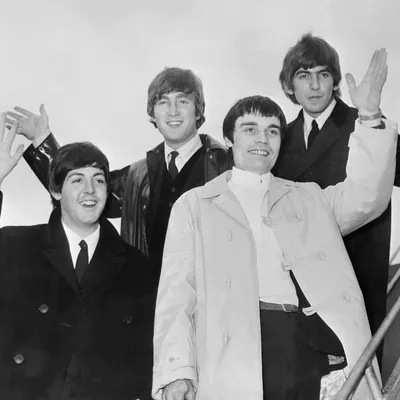 Как участники группы The Beatles повлияли на моду 60-х: разбираемся с 1811