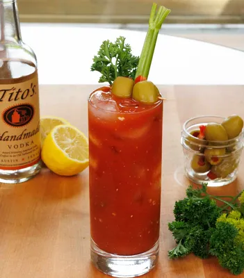 How To Make A Bloody Mary - One Dish Kitchen