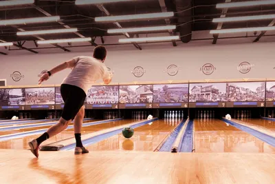 Rainbow Striker Bowling Ball - Gopher Sport