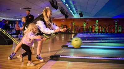 Killing community gathering places in Seattle and the Eastside, one bowling  alley at a time | The Seattle Times