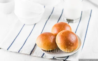 Булочки с изюмом на кефире: пошаговый рецепт