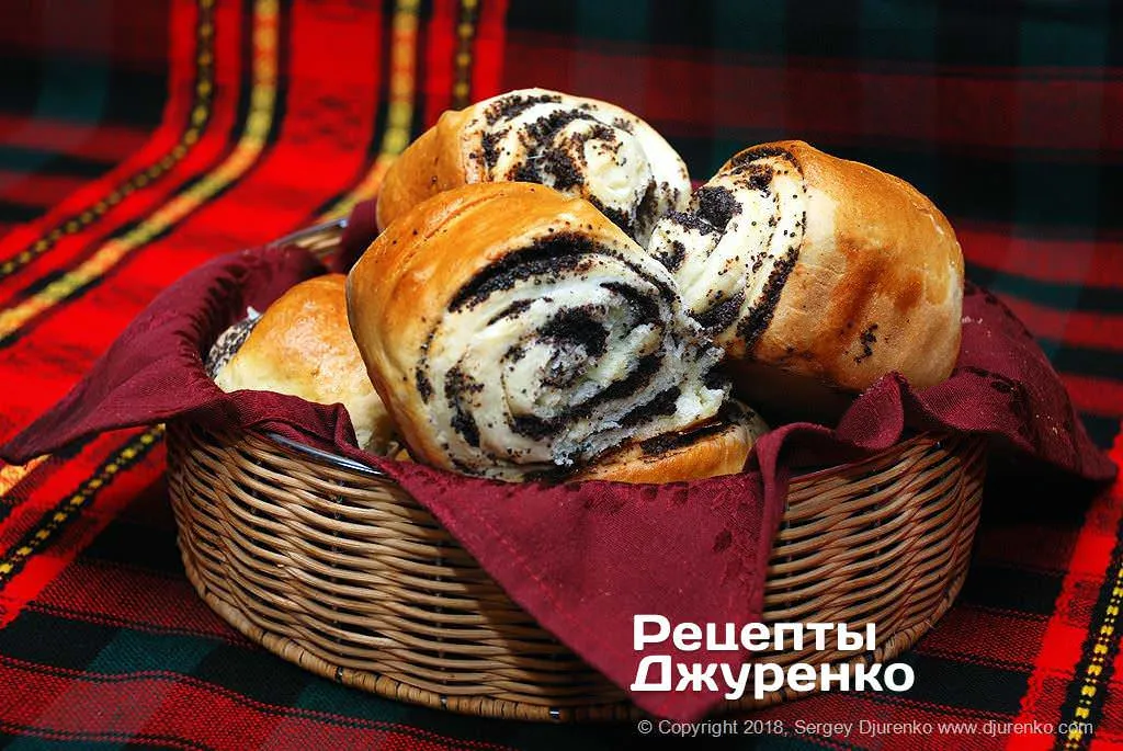 Булочки с халвой Булочки с халвой