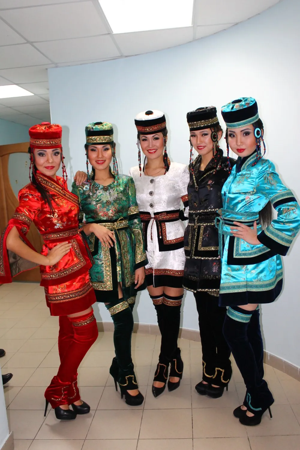 Бурятские свадебные наряды на фото Бурятские свадебные наряды на фото