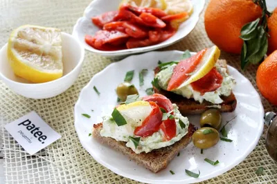 Бутерброды с красной рыбой и авокадо рецепт пошаговый с фото - Nyamkin.RU